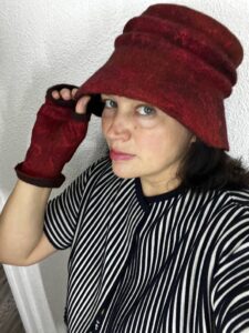 Hat012_2